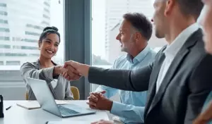 Employee Onboarding Training: Concepts, Processes, and Organizational Context