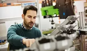 Mechanical Operations Training: Principles, Methods, and Applications