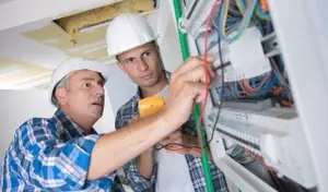 Electrical Technician Training — A Neutral Overview of Concepts, Systems