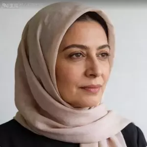 Dr. Leila Al-Farsi