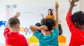 Children’s English Language Training: A Neutral Overview of Structure