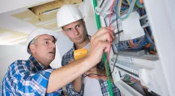 Electrical Technician Training — A Neutral Overview of Concepts, Systems