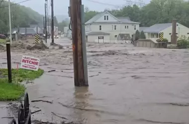 Unyielding Atmospheric River Triggers Devastating Floods Across Eastern States