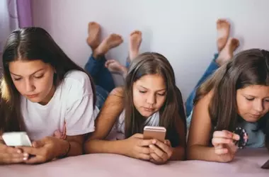Texas' New Approach to Youth Online Safety: A Shift Towards Digital Literacy