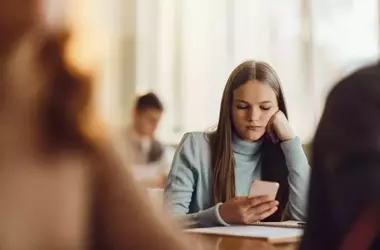 Legal Hurdles for Youth-Oriented Social Media Legislation
