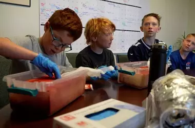 Empowering Youth: Teaching Wilderness First Aid to Young Adventurers