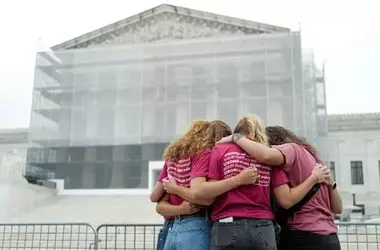 Supreme Court Upholds States' Authority to Restrict Planned Parenthood Funding