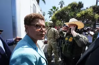 Federal Agents' Display of Force in L.A. Park Sparks Outcry