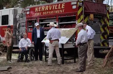 Federal Response and FEMA's Future Under Scrutiny Following Texas Floods