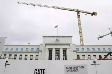 Escalating Tensions: White House Scrutinizes Federal Reserve's Billion-Dollar Renovation Amidst Interest Rate Disagreements