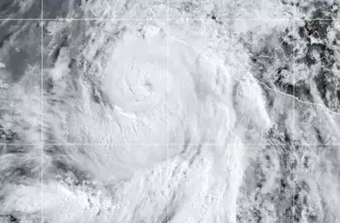 Defense Department Reverses Course, Ensures Continued Satellite Data for Hurricane Forecasting