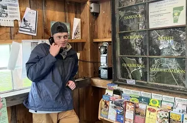 Engineer Revitalizes Pay Phones for Community Connection
