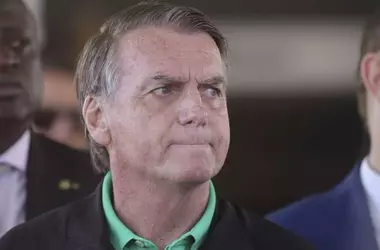 Brazilian Supreme Court Places Former President Bolsonaro Under House Arrest