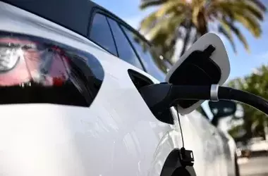 US Government Reinstates EV Charging Funds Amidst Policy Shift