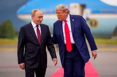 Trump's Shifting Stance on Ukraine: From Ceasefire Advocate to Peace Treaty Proponent After Putin Meeting