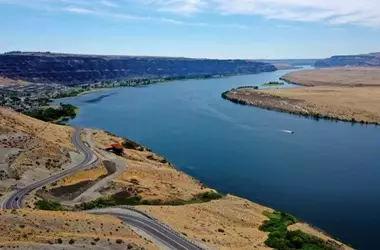 Washington's Data Center Boom: A Blessing or a Burden?