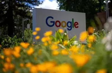 Google Avoids Breakup in Antitrust Ruling, Shares Soar