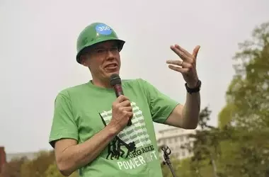 Renewing Hope: A New Approach to Climate Activism