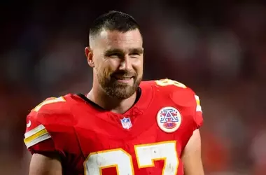 Travis Kelce's Strategic Investment in Six Flags Amidst Company Challenges