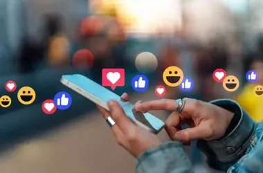 Three Minutes to Boost Hope and Reduce Stress: The Power of Inspiring Social Media Content