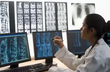 Medical Imaging Online Programs: Definition, Structure, and Educational Context