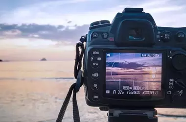 Photography Courses: An Educational and Scientific Overview of Concepts