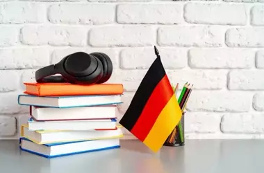 German Language Courses: Concepts, Approaches, and Educational Insights