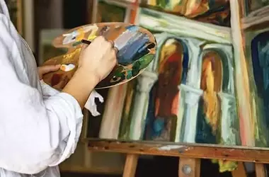 Oil Painting Courses: Concepts, Techniques, and Educational Insights