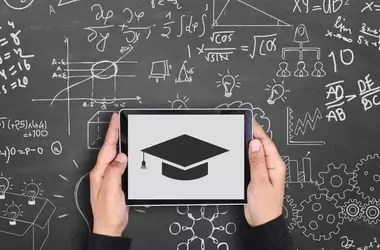 Online German Courses — Structure, Learning Mechanisms, and Educational Contexts