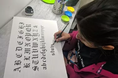 Calligraphy Training: Techniques, Learning Mechanisms, and Artistic Contexts
