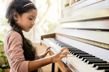Music Training: A Neutral Examination of Educational Structure